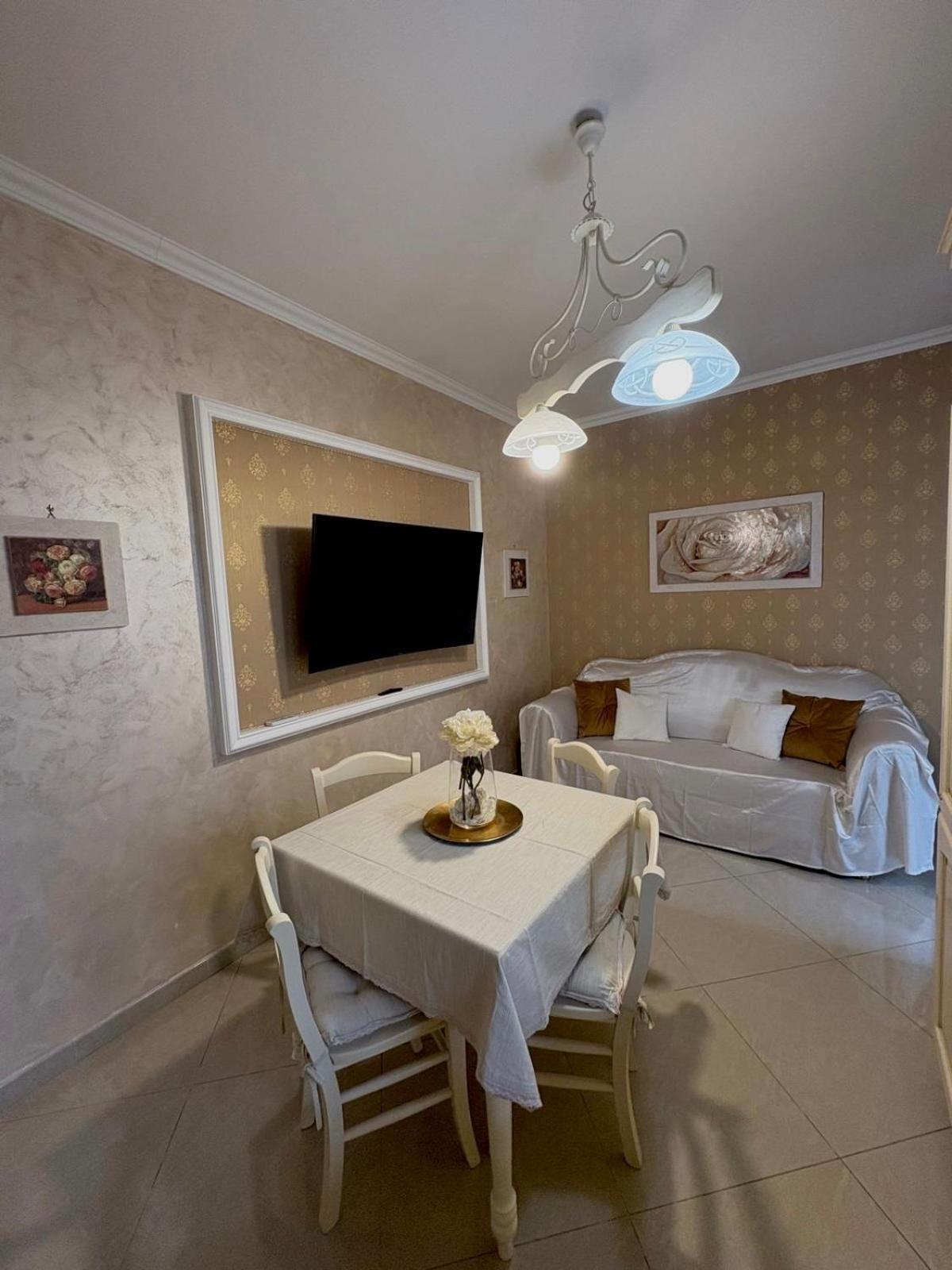 Appartamento Roc House Aeroporto di Catania Fontana Rossa Esterno foto